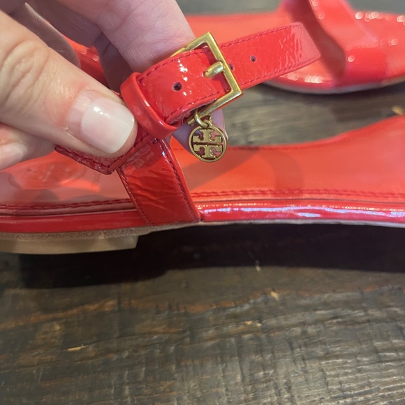 Tory Burch Sandles - Picture 2 of 3